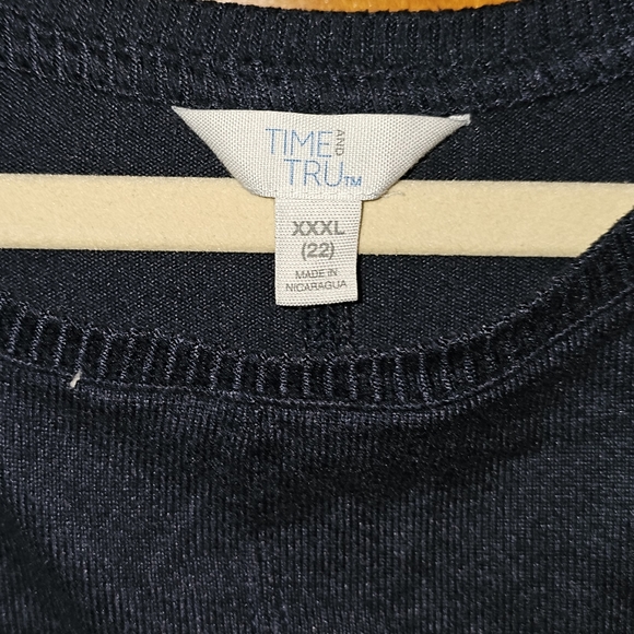 Time & True Sweatshirt - Picture 4 of 4